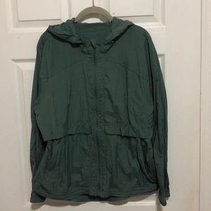 Lightweight running jacket